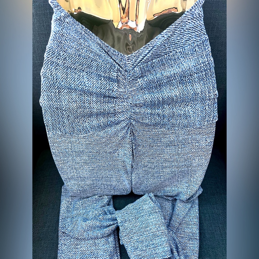 Jumpsuit - Picture 3 of 4
